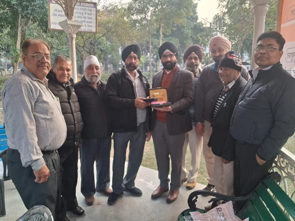 Honoured by Respected Members of Guru Singh Sabha Gurudwara Sahib NIT 5 Faridabad